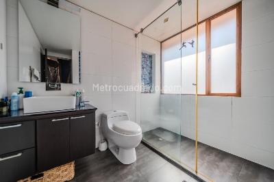 Casa de 3 alcobas en venta en Cerros De Suba (Localidad De Suba), Bogotá, 300 m² · foto 19 de 20