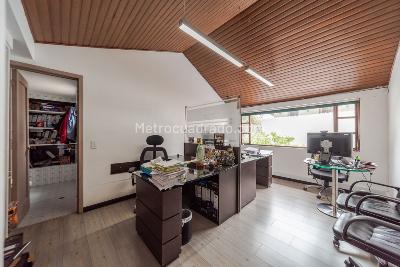 Casa en venta en Santa Barbara Occidental, Bogotá · foto 8 de 20