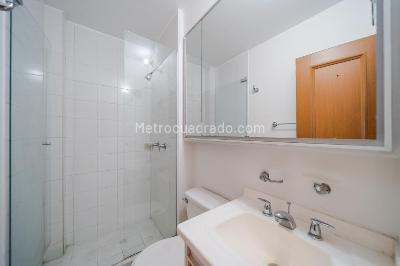Apartamento de 2 alcobas en venta en Chapinero Alto, Bogotá, 69 m² · foto 16 de 20