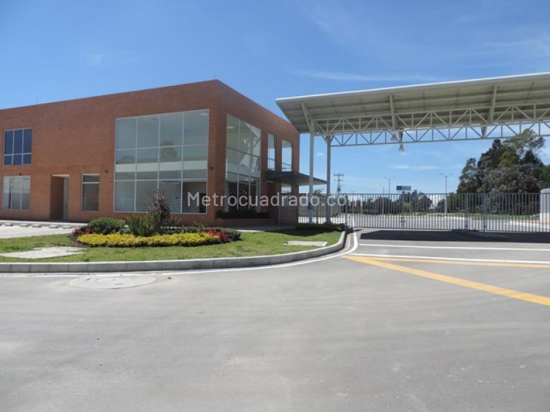 Bodega en Venta, Siberia, Cota (Incluye Siberia) - Más