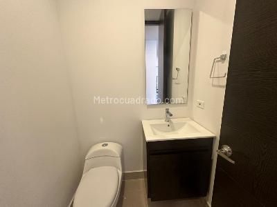 Apartamento de 3 alcobas en venta en Bella Suiza, Bogotá, 94 m² · foto 5 de 10