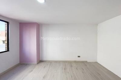 Apartamento en venta en Santa Barbara Central, Bogotá · foto 5 de 8