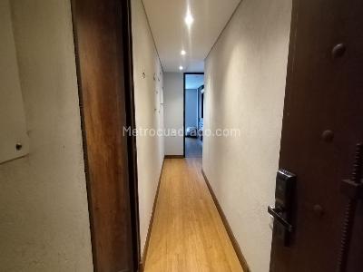 Apartamento en venta en La Candelaria, Bogotá · foto 6 de 10