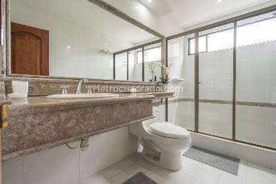 Apartamento en arriendo en San Patricio, Bogotá · foto 16 de 20