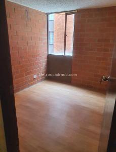 Apartamento de 3 alcobas en venta en El Danubio, Soacha, 47 m² · foto 7 de 8