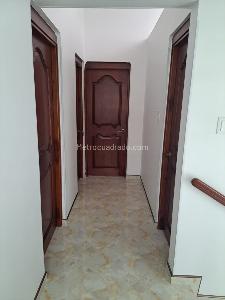 Casa de 3 alcobas en venta en Alamos Norte, Bogotá, 143 m² · foto 8 de 20