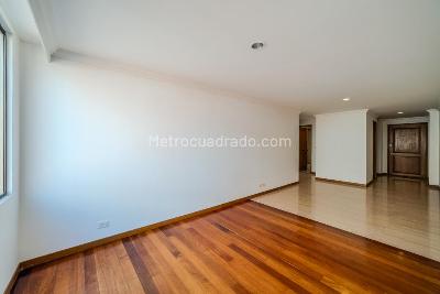 Apartamento en venta en Santa Barbara Occidental, Bogotá · foto 2 de 20