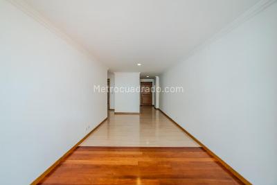 Apartamento en venta en Santa Barbara Occidental, Bogotá · foto 3 de 20