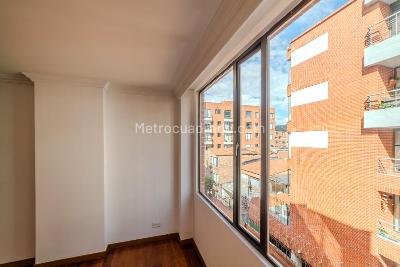 Apartamento en venta en Santa Barbara Occidental, Bogotá · foto 4 de 20