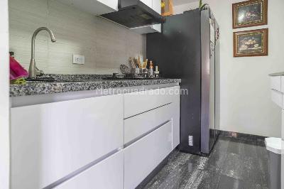 Apartamento de 3 alcobas en venta en Cedritos, Bogotá, 66 m² · foto 11 de 17