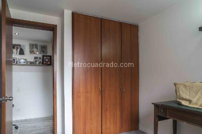 Apartamento de 3 alcobas en venta en Cedritos, Bogotá, 66 m² · foto 14 de 17