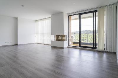 Apartamento de 3 alcobas en arriendo en Santa Helena De Baviera Iv Sec, Bogotá, 148 m² · foto 6 de 20