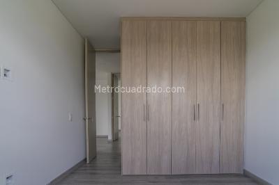 Apartamento de 3 alcobas en arriendo en Santa Helena De Baviera Iv Sec, Bogotá, 148 m² · foto 14 de 20