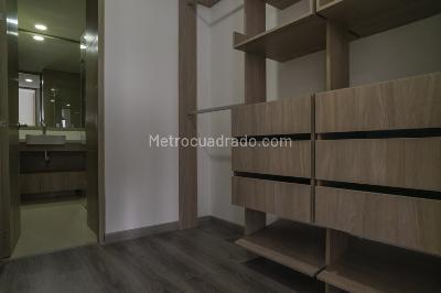 Apartamento de 3 alcobas en arriendo en Santa Helena De Baviera Iv Sec, Bogotá, 148 m² · foto 17 de 20