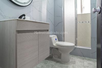 Apartamento de 3 alcobas en arriendo en Puente Largo, Bogotá, 113 m² · foto 9 de 13