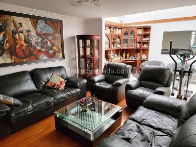Casa de 4 alcobas en venta en El Rincon De Modelia, Bogotá, 200 m² · foto 5 de 17