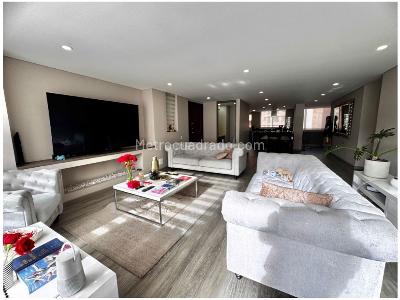 Apartamento en venta en Santa Barbara, Bogotá · foto 2 de 16