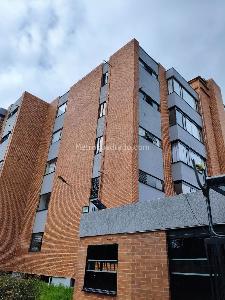 Apartamento en venta en Suba Pinar De Suba, Bogotá · foto 2 de 20