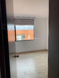 Apartamento de 2 alcobas en venta en Hayuelos, Bogotá, 80 m² · foto 11 de 20