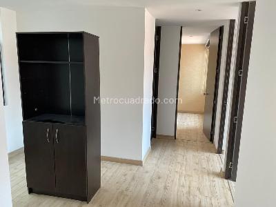 Apartamento de 2 alcobas en venta en Hayuelos, Bogotá, 80 m² · foto 12 de 20