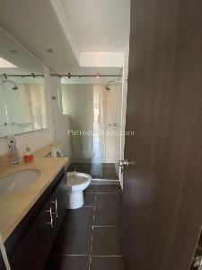 Apartamento de 2 alcobas en venta en Hayuelos, Bogotá, 80 m² · foto 13 de 20