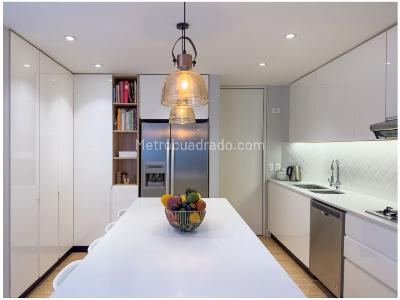 Apartamento en venta en Los Rosales, Bogotá · foto 4 de 9