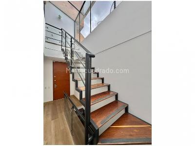 Apartamento de 3 alcobas en venta en Chapinero Alto, Bogotá, 240 m² · foto 13 de 18