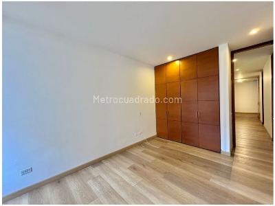 Apartamento de 3 alcobas en venta en Chapinero Alto, Bogotá, 240 m² · foto 16 de 18