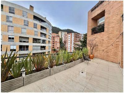 Apartamento de 3 alcobas en venta en Chapinero Alto, Bogotá, 240 m² · foto 6 de 18