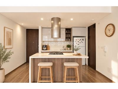 Apartamento de 2 alcobas en venta en Chico, Bogotá, 100 m² · foto 4 de 8