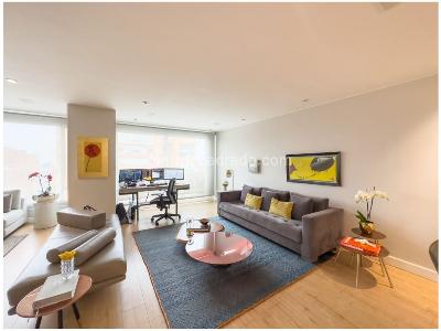 Apartamento de 3 alcobas en arriendo en Los Rosales, Bogotá, 195 m² · foto 3 de 9