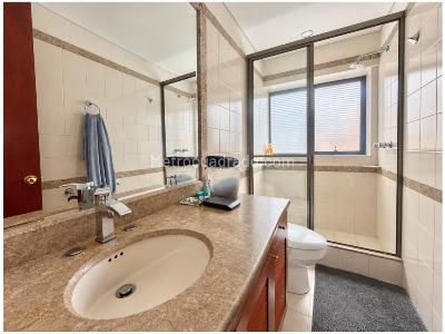 Apartamento de 2 alcobas en arriendo en Chico Navarra, Bogotá, 90 m² · foto 7 de 11