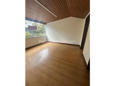 Casa de 3 alcobas en arriendo en Chico, Bogotá, 220 m² · foto 10 de 20