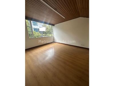 Casa de 3 alcobas en arriendo en Chico, Bogotá, 220 m² · foto 13 de 20