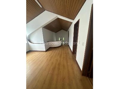 Casa de 3 alcobas en arriendo en Chico, Bogotá, 220 m² · foto 19 de 20