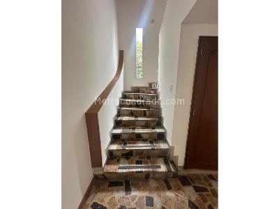 Casa de 3 alcobas en arriendo en Chico, Bogotá, 220 m² · foto 7 de 20