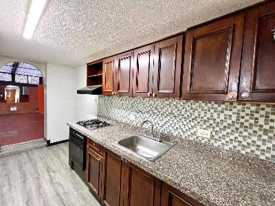 Apartamento de 5 alcobas en arriendo en Britalia, Bogotá, 90 m² · foto 2 de 20