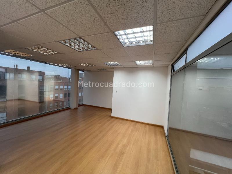 Edificio de Oficinas en Arriendo, LA CASTELLANA, Bogotá D.C. - Więcej