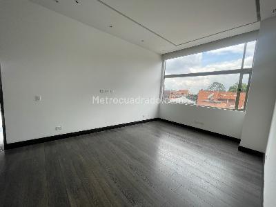 Apartamento de 2 alcobas en venta en Chico Reservado, Bogotá, 126 m² · foto 15 de 20