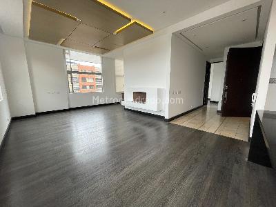 Apartamento de 2 alcobas en venta en Chico Reservado, Bogotá, 126 m² · foto 5 de 20