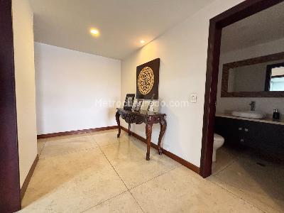 Apartamento de 3 alcobas en venta en Santa Barbara Central, Bogotá, 176 m² · foto 8 de 20