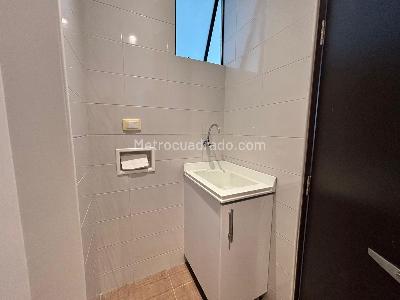 Apartaestudio en arriendo en Chico San Patricio, Bogotá · foto 12 de 20