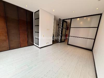 Apartaestudio en arriendo en Chico San Patricio, Bogotá · foto 8 de 20