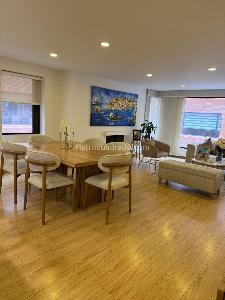 Apartamento en venta en Chico Norte, Bogotá · foto 3 de 15