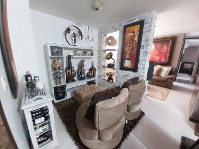 Apartamento en venta en Menga, Cali · foto 4 de 17