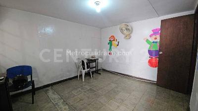 Casa de 4 alcobas en venta en Santa Rita, Cali, 226 m² · foto 3 de 20