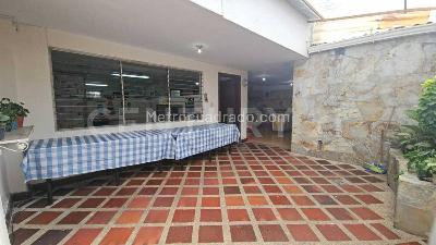 Casa de 4 alcobas en venta en Santa Rita, Cali, 226 m² · foto 8 de 20