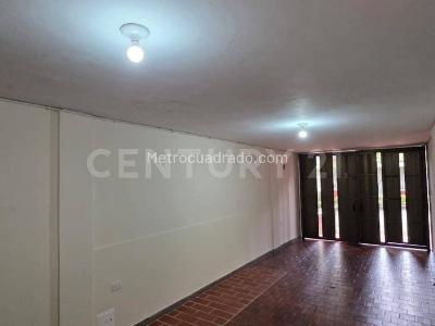 Casa de 3 alcobas en venta en Santa Rita, Cali, 149 m² · foto 7 de 18