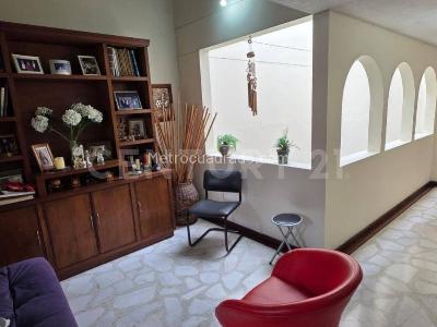 Casa de 3 alcobas en venta en Santa Rita, Cali, 149 m² · foto 9 de 18