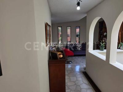 Casa de 3 alcobas en venta en Santa Rita, Cali, 149 m² · foto 12 de 18